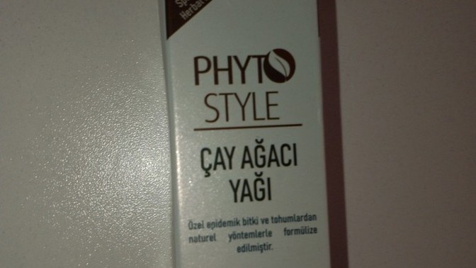 Çay ağacı yağıni nasıl kullanmalıyım ve sivilcelerimi ne kadar sürede yok eder?
