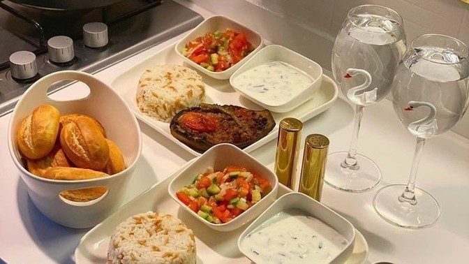 Küçük porsiyon yemekler sizi doyuruyor mu?