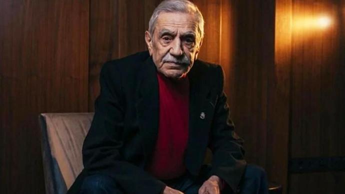 Usta Oyuncu Aydemir Akbaş Hayatını Kaybetti. Kendisini tanır mıydınız?