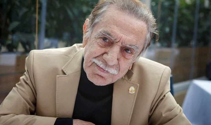Aydemir Akbaş hayatını kaybetti. Filmlerini izler miydiniz?
