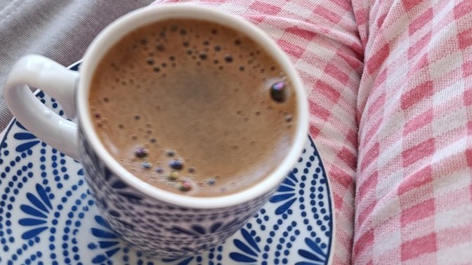 Her koşulda her yerde kahvemi içerim. Siz kahvenizi nerede içmeyi seviyorsunuz?