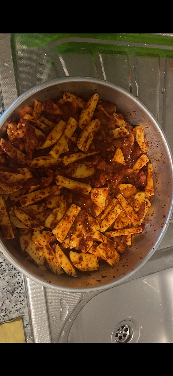 Kızlar mı daha iyi yemek yapar yoksa erkekler mi?