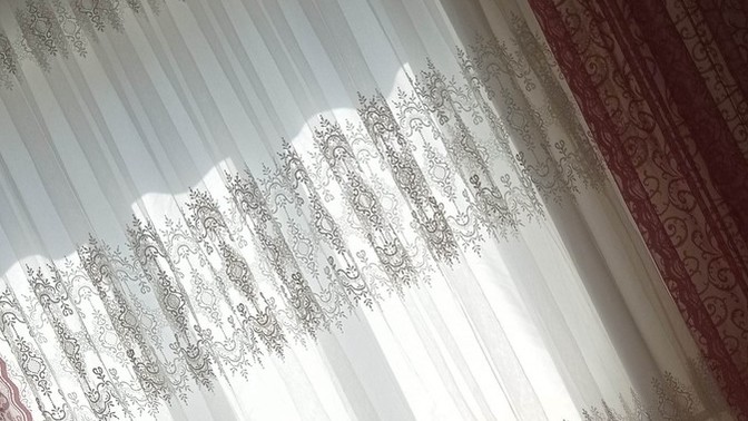 Aydınlık ortamda uyuyabiliyor musun?