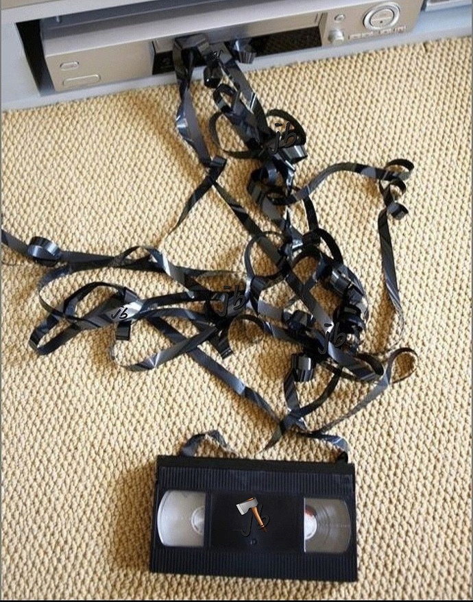 VHS kasetlerde film izlediniz mi?