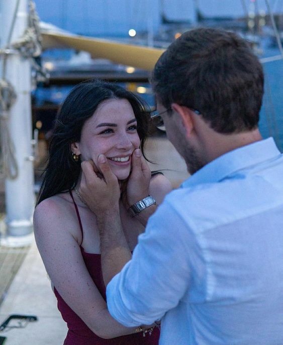 Yanaklarımızı sıkmak varken, canımızı sıkan sevgiliye ne yapmalı?