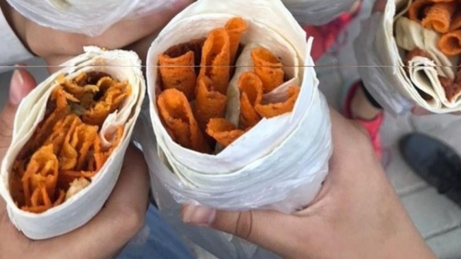 Çiğ köfte cipsli mi olur cipssiz mi?