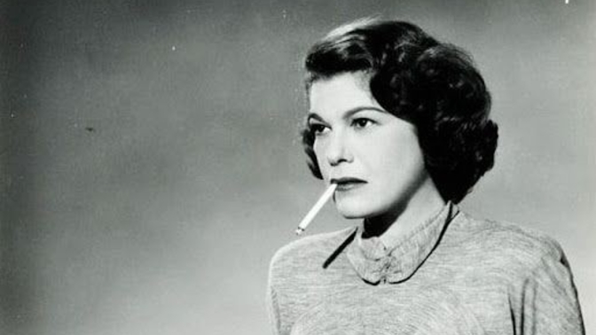 Birbirlerine güveniyormuş gibi yapan insanlar topluluğuna dönmüş olmamız, kara mizahın dibi değil de nedir?
