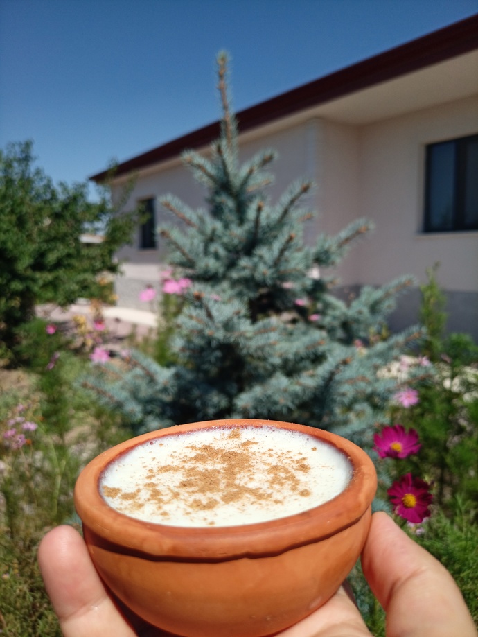 Gelin sütlaç yiyelim dostlar fotograf hikaye için nasıl :)?