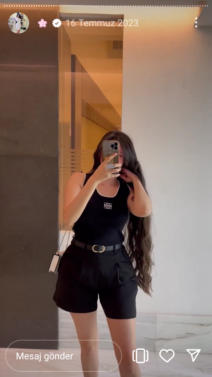 Bu saçlar çok güzel değil mi?