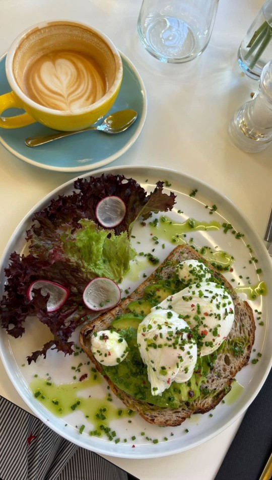 Burrata peyniri yedim İzmir tulum peyniri neyime yetmedi anlamdim?