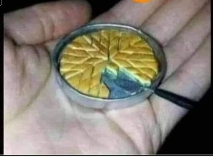 Hadi yine iyisiniz siz baklava yaptım 🤭🤭geçen söz vermiştim verdiğim sözleri tutarım 🤭🤭 nasıl olmuş 🤭🤭🤭?