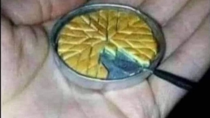 Hadi yine iyisiniz siz baklava yaptım 🤭🤭geçen söz vermiştim verdiğim sözleri tutarım 🤭🤭 nasıl olmuş 🤭🤭🤭?
