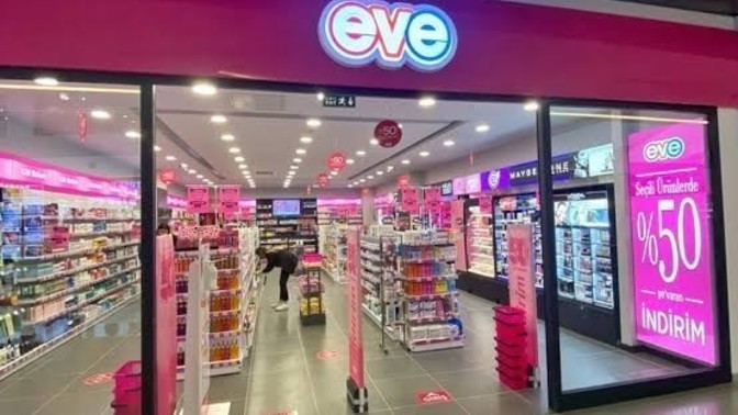 Eve geldim, içerisi tanımadığım adamlar dolu polisi arasam mı?