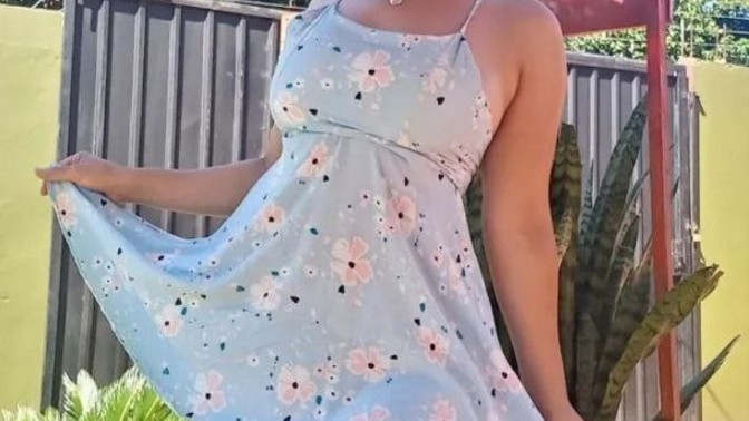 Merhabalar bu eteğim güzel mi? Yoksa çok mu çocuksu olmuş?