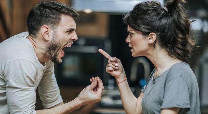 İlişkilerinizde en çok hangi meseleden dolayı tartışma yaşadınız?