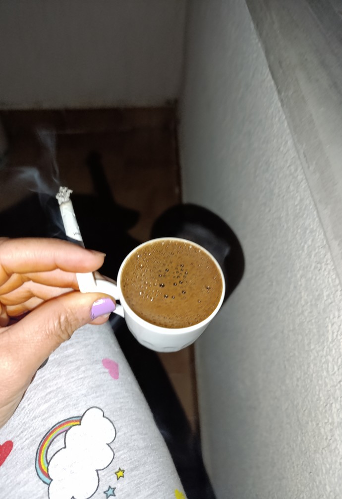☕🚬🎶