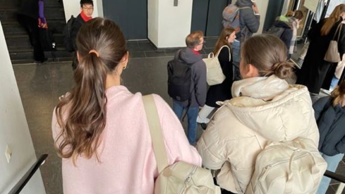 Üniversitede nasıl giyinmemiz gerek?