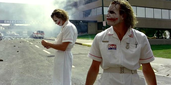 Joker, insanlar tarafından ezildiği için mi Batmandan daha fazla seviliyor?