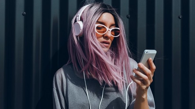 Müzik zevkin zamanla nasıl değişti, eskiden sevdiğin ama şimdi dinlemediğin şarkılar var mı?