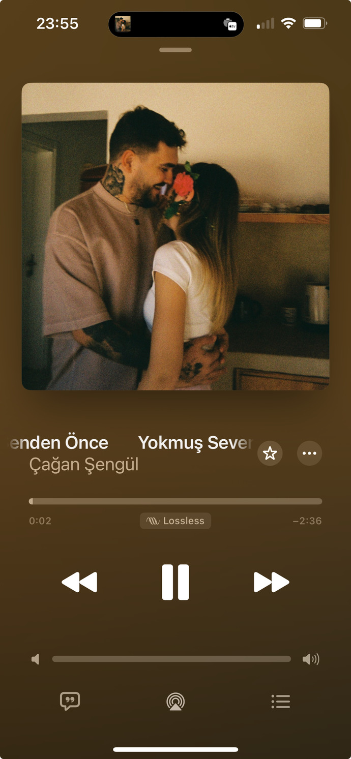 Bu geceye bir şarkı bırakacak olsanız, bu ne olurdu🎵?
