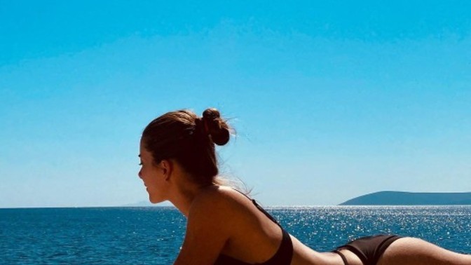 Bronz ten için saatlerce güneşlenir misiniz?