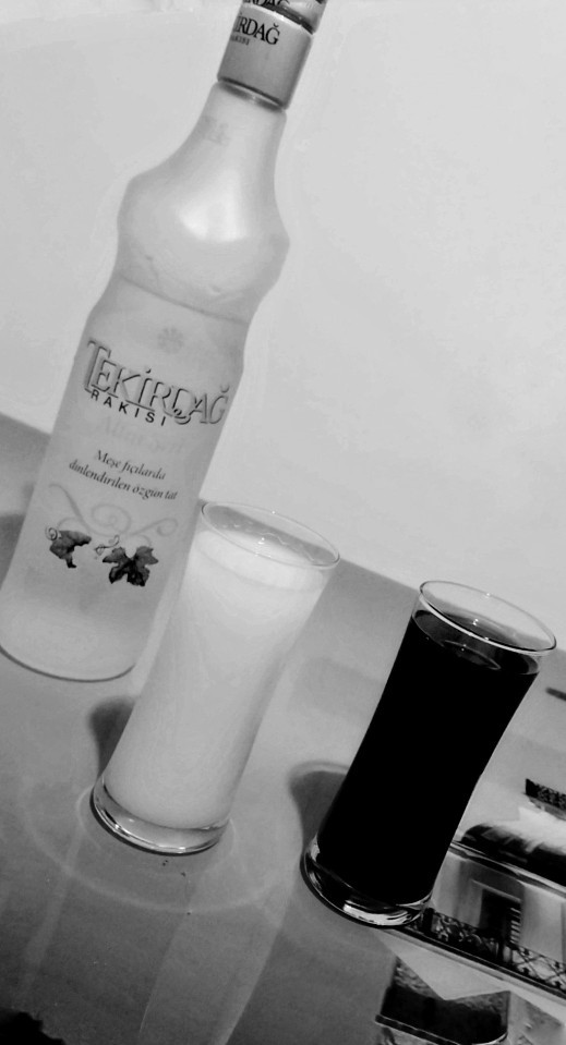 Alkol alıp sabahlayan var mı ben gibi?