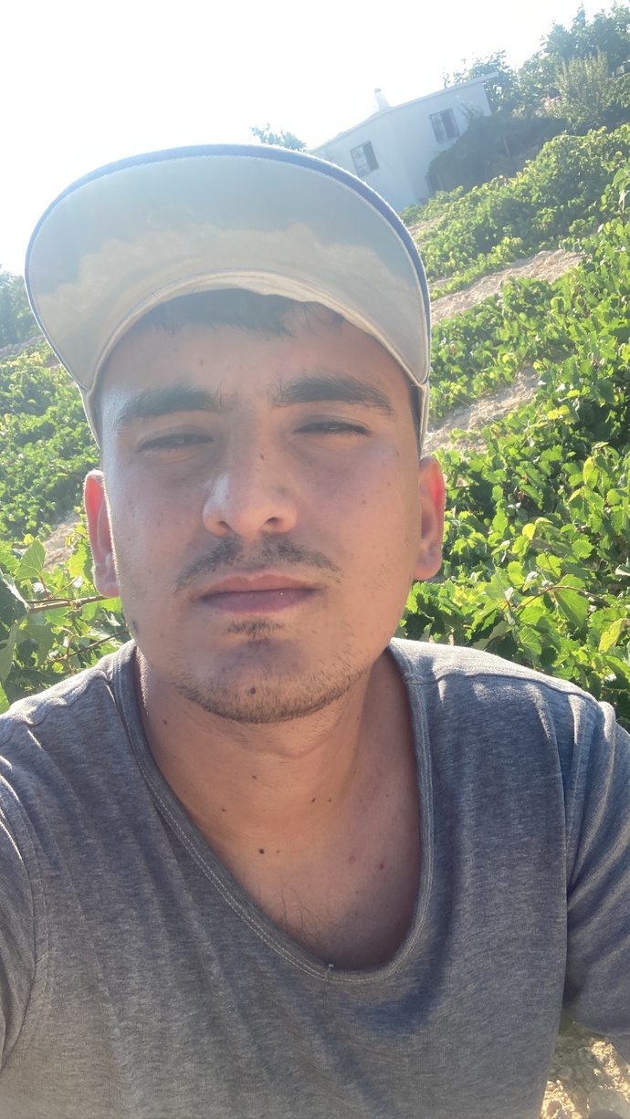 Sizce daha önce hiç sevgilimin olmamasının sebebi çirkin olmammı?