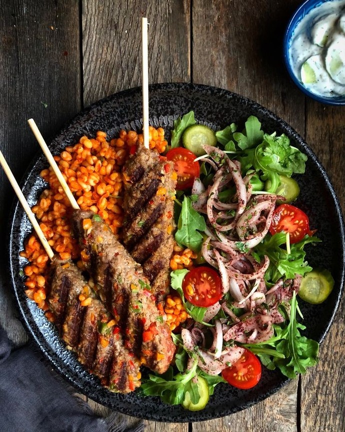 Yalnız bu Adana kebap mı? Kanka bi aydınlat beni🤣🙈