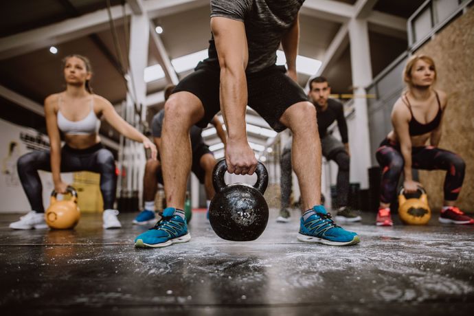 Crossfit Nedir? Spor ile aranız nasıl? Başlarsanız hangi sporu tercih etmelisiniz? Hepsini yanıtlıyorum?