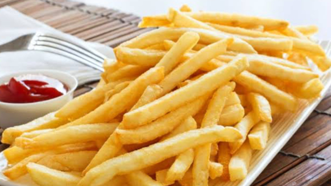 Bu patatesin üzerine hangi baharatı dökmek istersiniz?