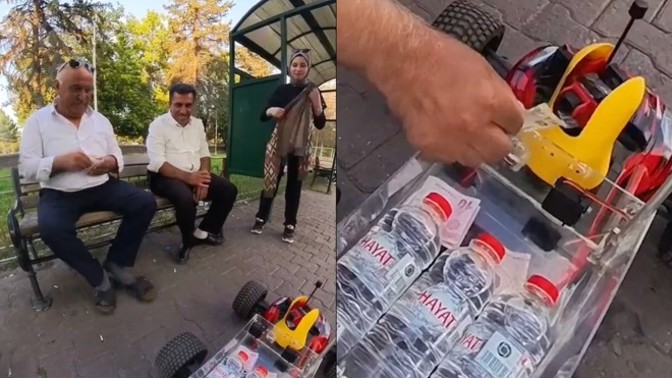 Bir vatandaş, uzaktan kumandalı arabayla sokakta su sattı. Siz bu fikri nasıl buldunuz?