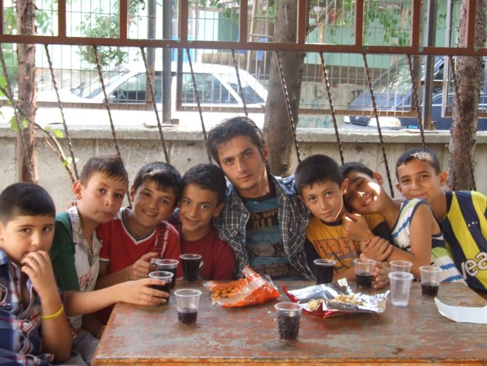 Şu hayatta gerçek bir dostun oldu mu?