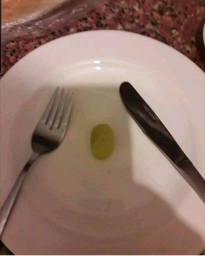 Bugün yapmış olduğum meyve tabağı servisimi sizlerle paylaşmak istedim nasıl olmuş🤗🤗 göz hakkınızı helal edin lütfen?