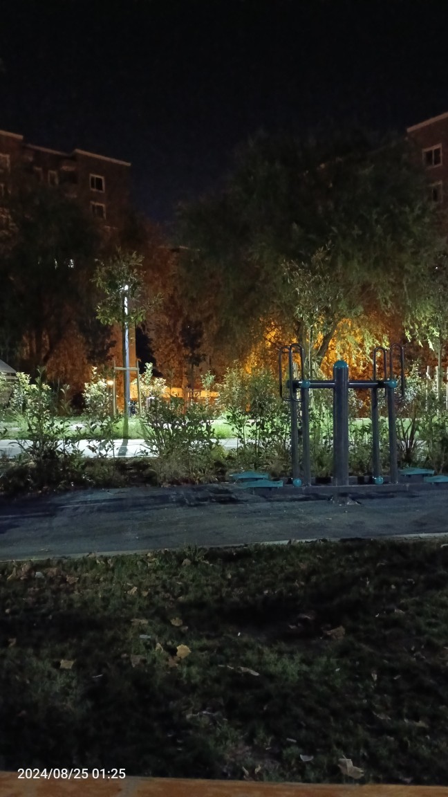 Aktif olup da size yazmayan biriyle konuşmaya devam eder misiniz?