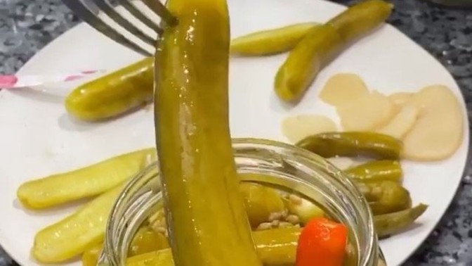 Bu sıcakta turşu yenir mi 🙄?