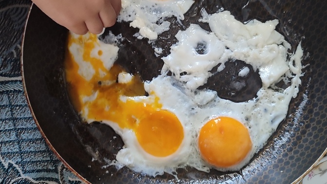 Tüp bitmişti ateş yaktım yumurta yapmak icin var mı öyle anılarınız?
