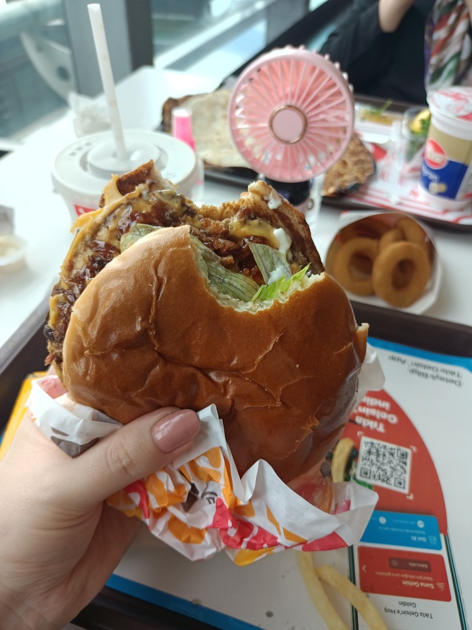 En son yediğiniz burger menüsü neydi?