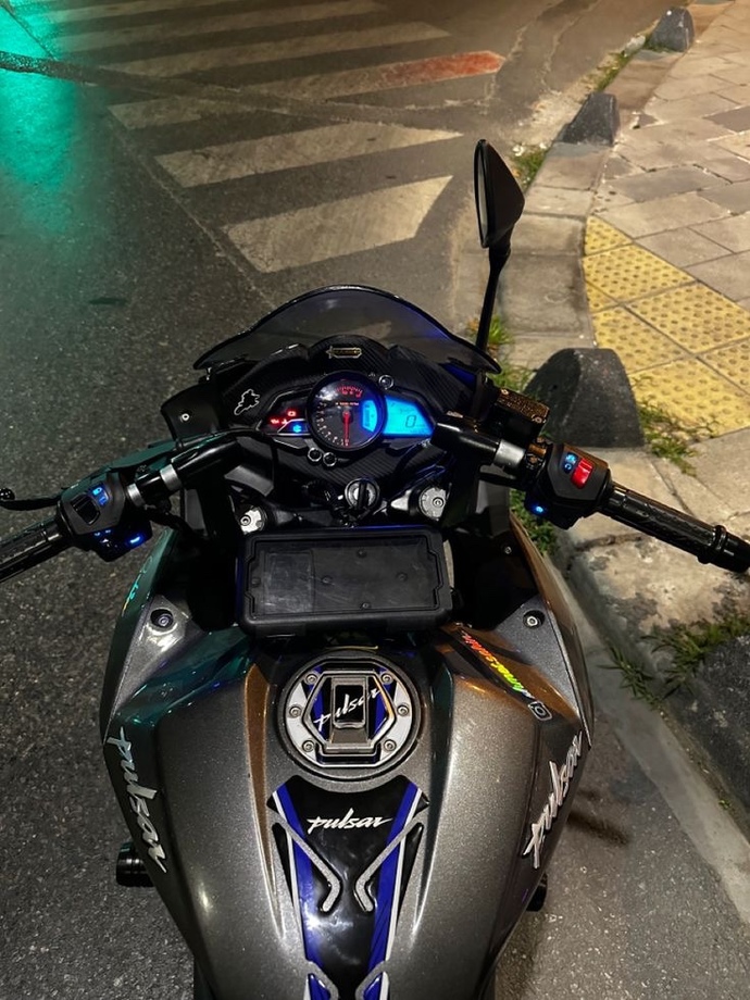 Ehliyetsiz motor süren var mı?