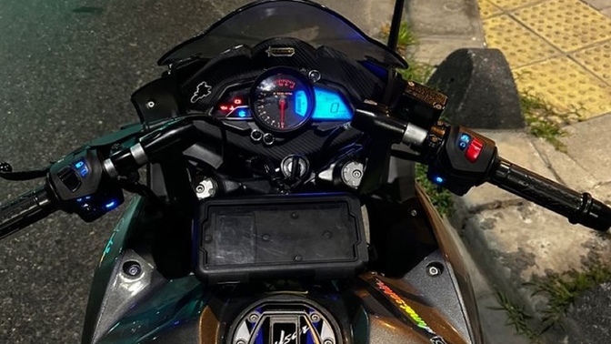 Ehliyetsiz motor süren var mı?