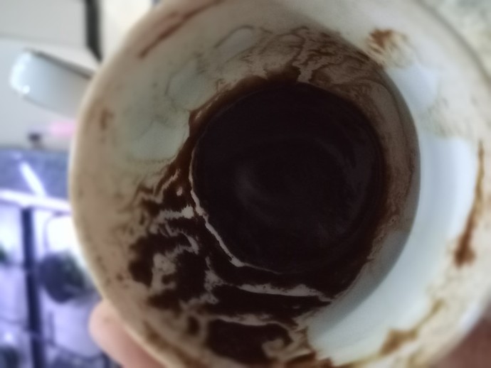 Artık fallarımda hep büyük göz çıkıyorve ardı kesilmiyor anlamı ciddi bir şey mi?