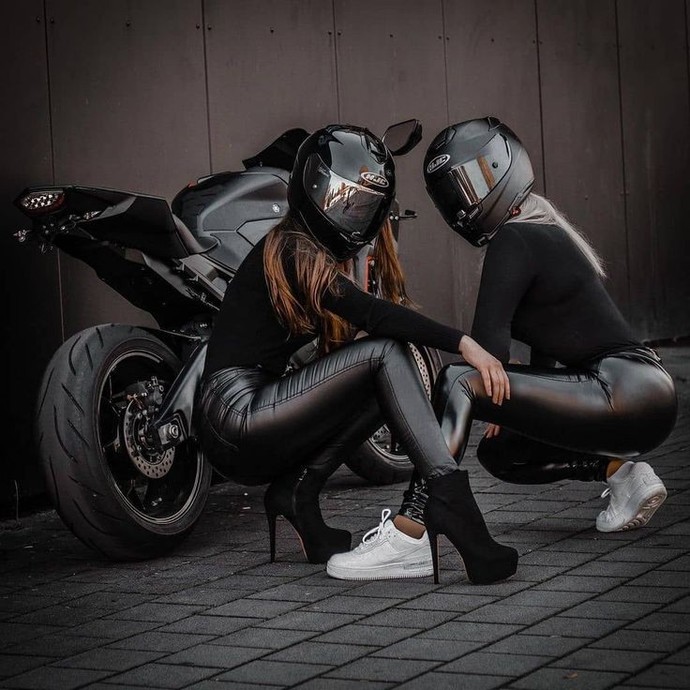 Motorcu kadınlar, manken kadınlardan daha mı güzeldir?