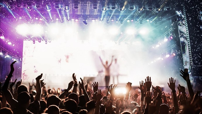 Hangi ünlünün konserine gitmek isterdiniz?