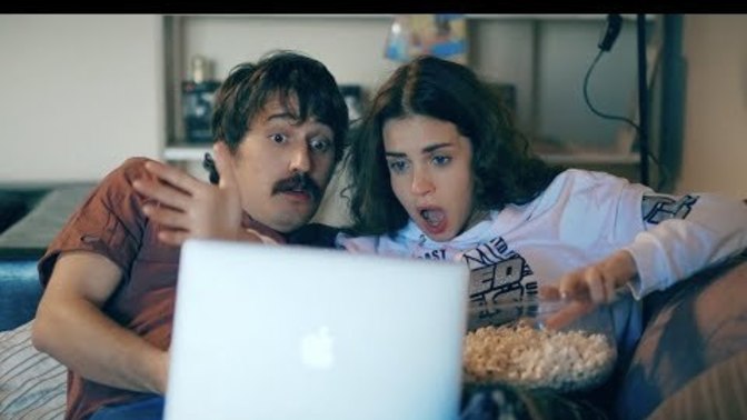 “Bize gel film izleriz” cümlesinde art niyet arar mısınız?