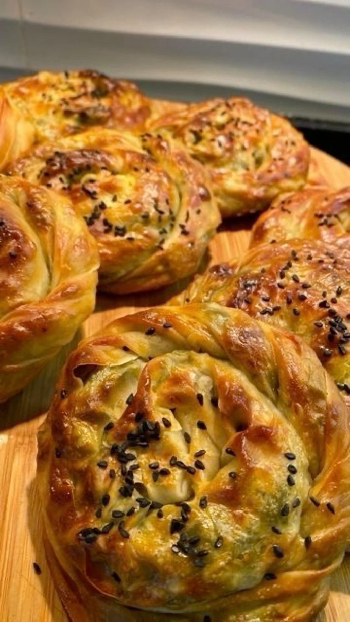 Size börek yapıcak olsam neyli yapmamı isterdiniz?