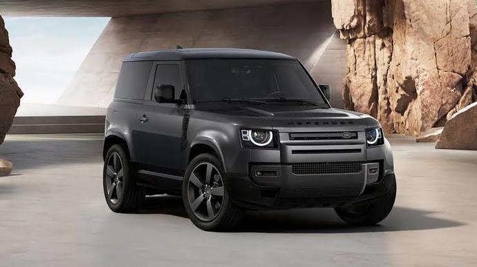 Az önce bir tane jeep gördüm ama modelini bilmiyorum. Yardımcı olur musunuz?