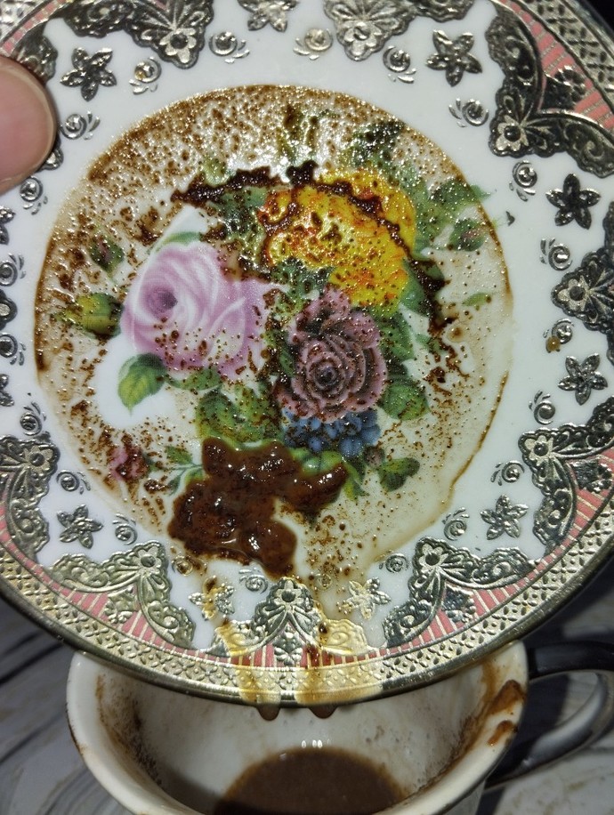 Sadece kahve falı bilenler cevap verir mi?