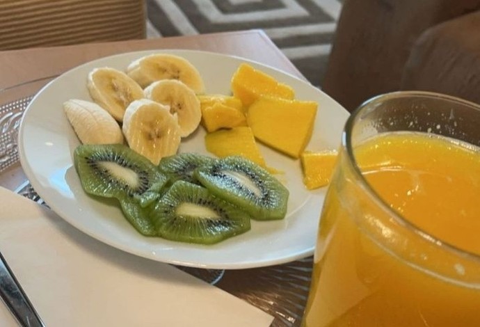 Meyvenin yanında meyve suyu içer misin?