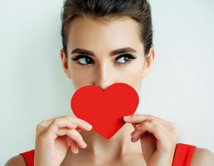 Seksi mi olunur, seksi mi doğulur?