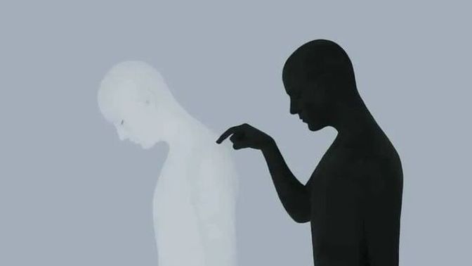 Yaptığınız hatalar aklınıza gelince kendinizi suçluyor musunuz?