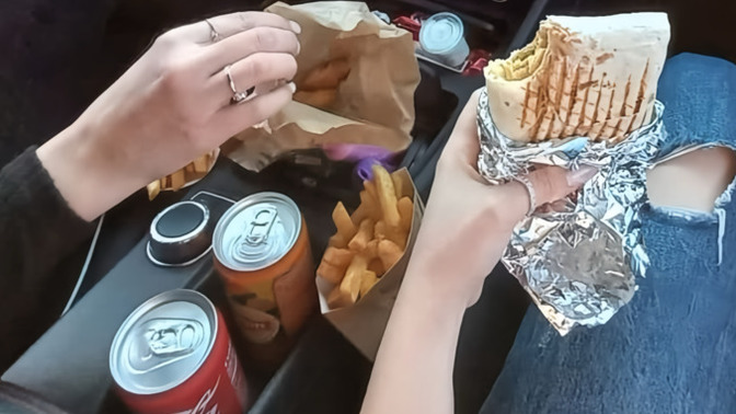 Fast food 🍔🍟 sever misiniz?